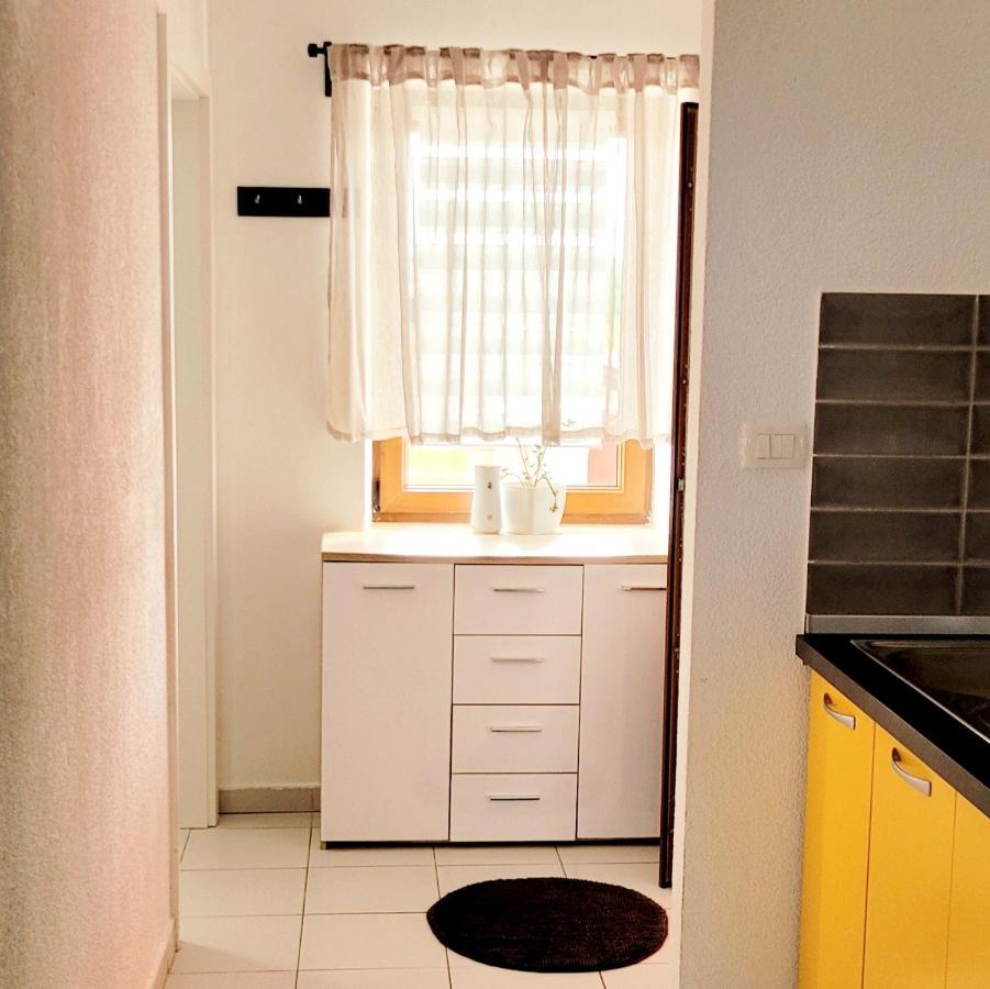 Apartman Rocky Petrovija Kültér fotó