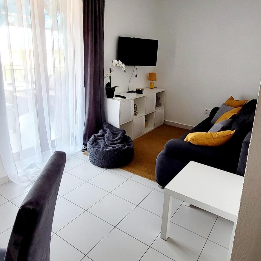 Apartman Rocky Petrovija Kültér fotó